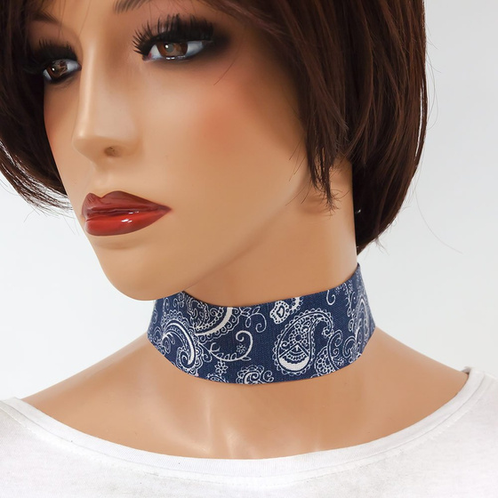 NASZYJNIK choker WZORZYSTY granatowy