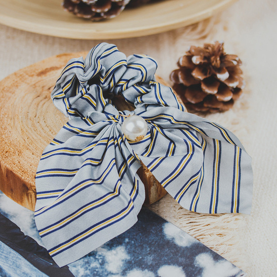 Gumka do włosów SCRUNCHIE paski FROTKA perła