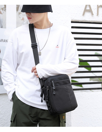 LISTONOSZKA SASZETKA torba na ramię MIEJSKA POJEMNA