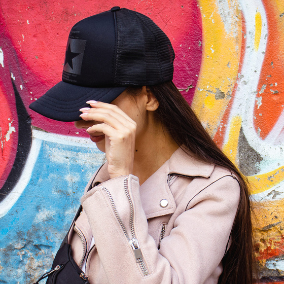 CZAPKA z daszkiem BEJSBOLÓWKA regulowana Z SIATKĄ damska męska