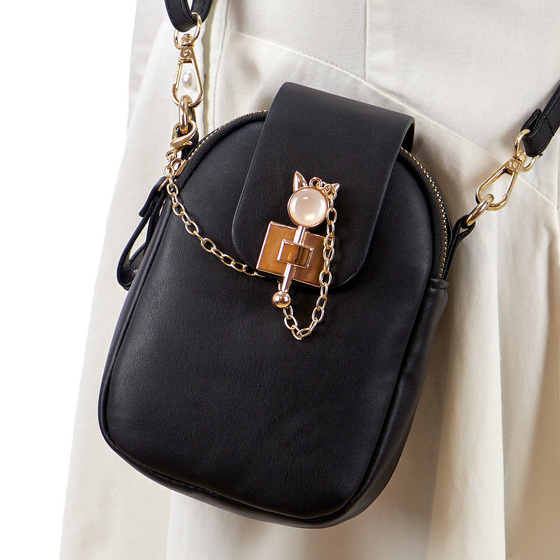 Torebka mała LISTONOSZKA etui na telefon mini KOPERTÓWKA na ramię