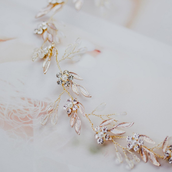 OZDOBA DO WŁOSÓW ślubna pudrowa KRYSZTAŁY długa