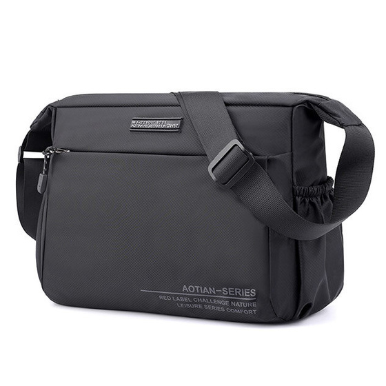 LISTONOSZKA SASZETKA torba na ramię MIEJSKA POJEMNA