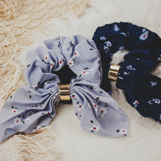 GUMKA do włosów FROTKA kwiaty SCRUNCHIES granatowa
