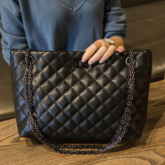 Alessio TOREBKA Damska PIKOWANA TORBA KLASYCZNA Shopper QUILTED