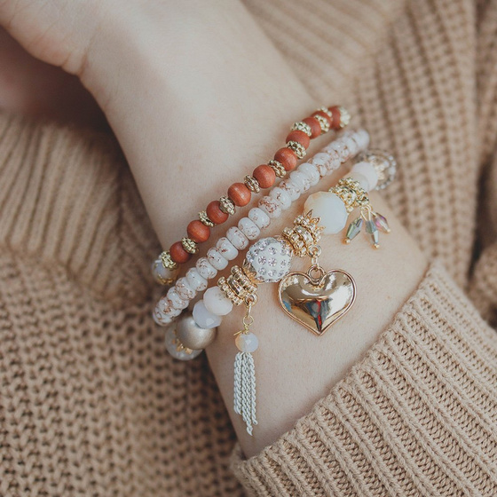 ZESTAW BRANSOLETEK koraliki chwost SERCE beżowa