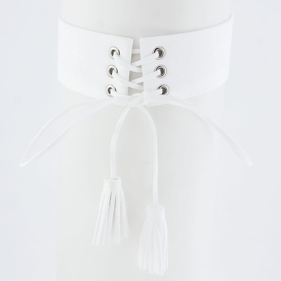 Choker sznurowany frędzle biały