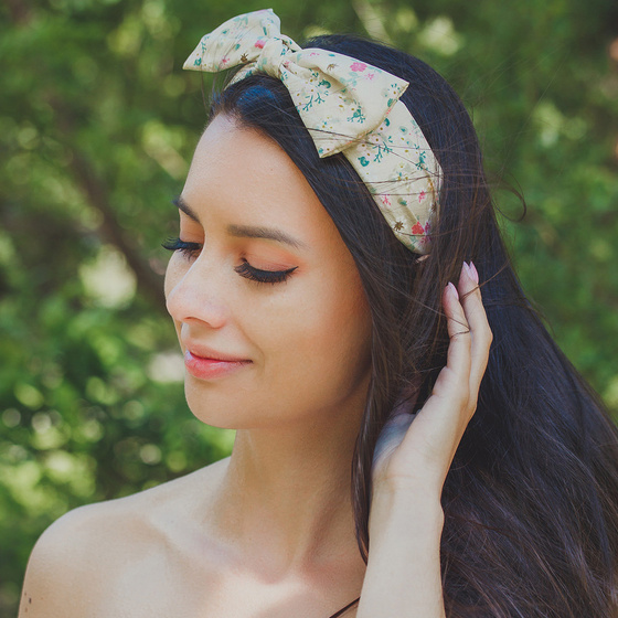 OPASKA do włosów KWIATY węzeł BEŻ kokarda SUPEŁ