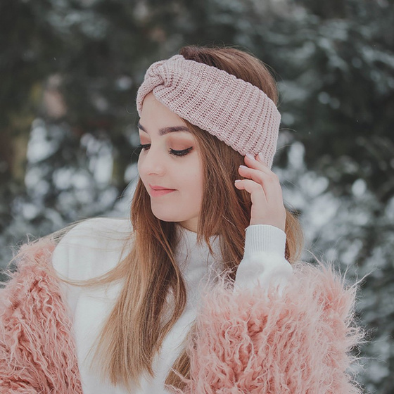 OPASKA DO WŁOSÓW ciepła na głowę GRUBA zimowa SZEROKA na uszy węzeł