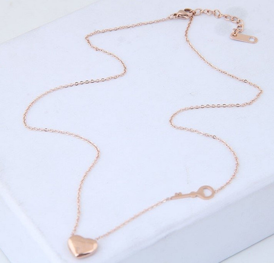 NASZYJNIK SERCE klucz STAL SZLACHETNA POZŁACANA