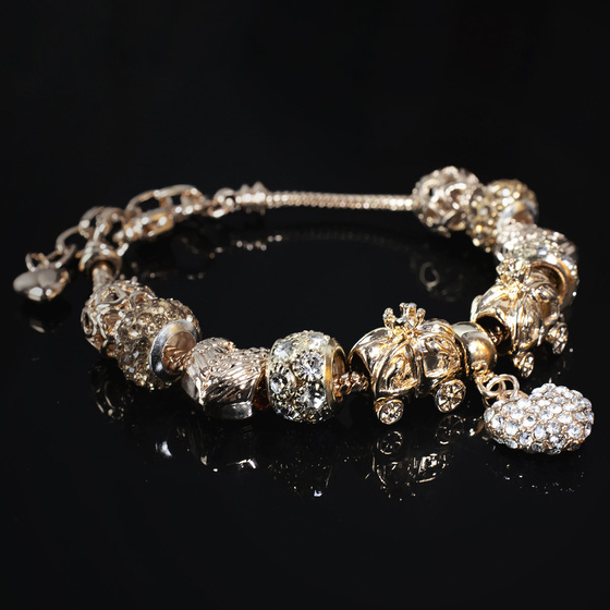 BRANSOLETKA damska CHARMS złota SERCE gold