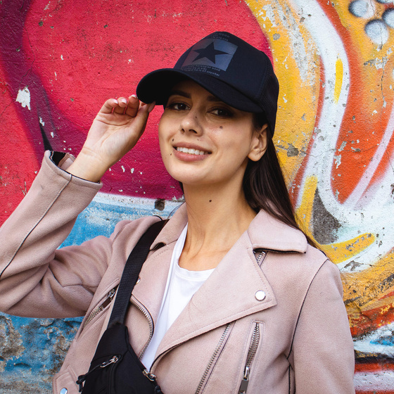 CZAPKA z daszkiem BEJSBOLÓWKA regulowana Z SIATKĄ damska męska