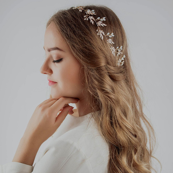 OZDOBA DO WŁOSÓW ślubna pudrowa KRYSZTAŁY długa